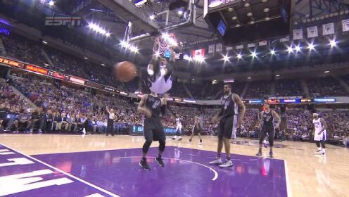 炸裂！盖耶隔人单臂劈扣，暴力美学燃爆全场！