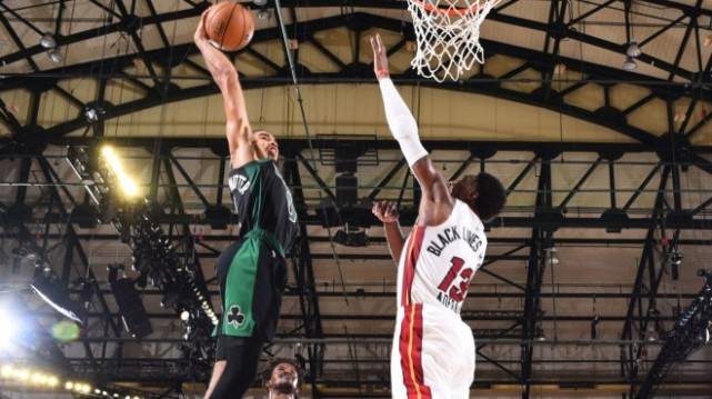 这盖帽太炸裂！盖耶单臂隔空补扣圈粉，球迷，疯狂打call！