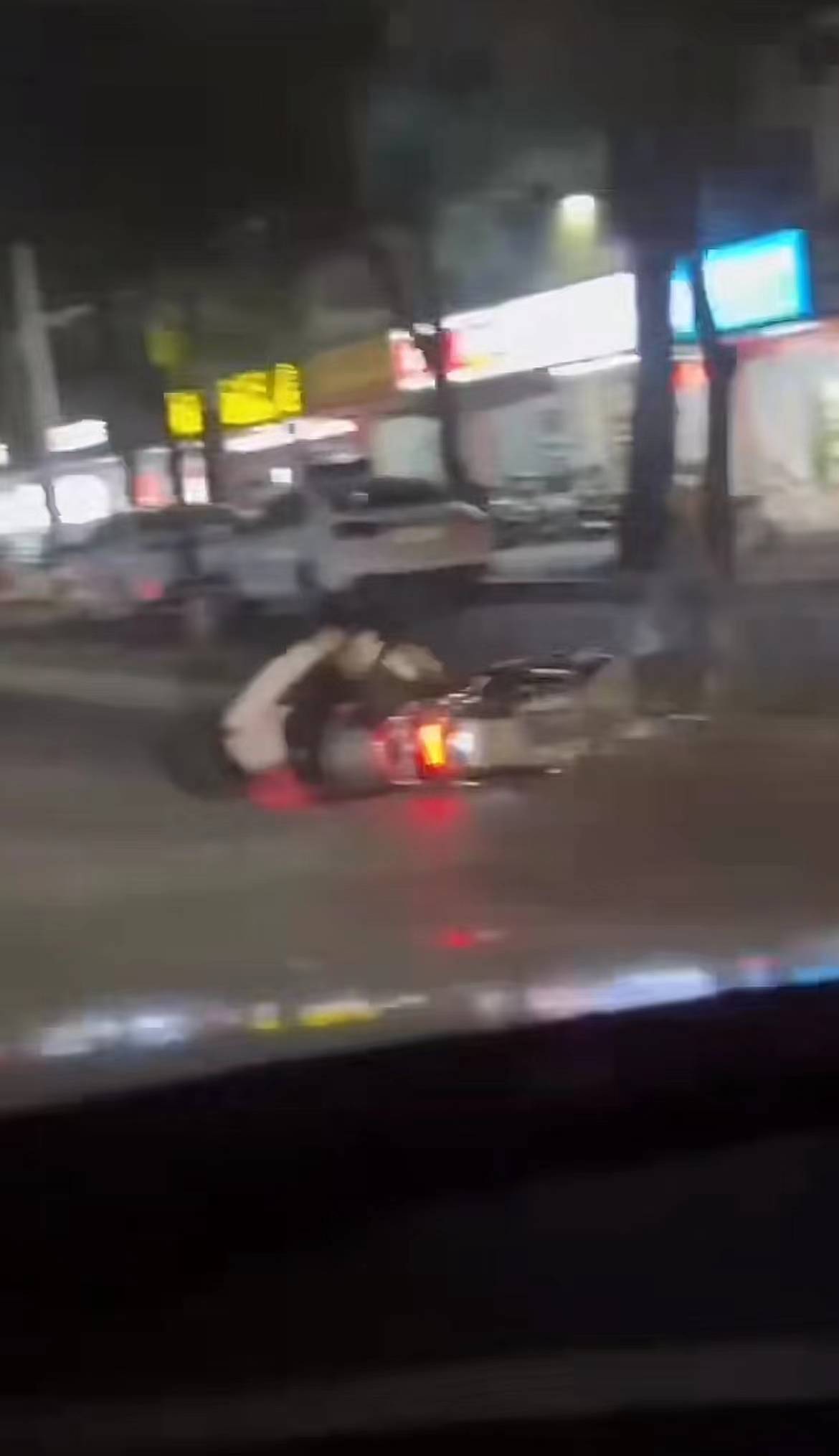 汕头一男子骑车突遭钢珠袭击，警方介入调查飞弹来源